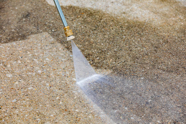Playground Equipment Cleaning in Ives Estates, FL